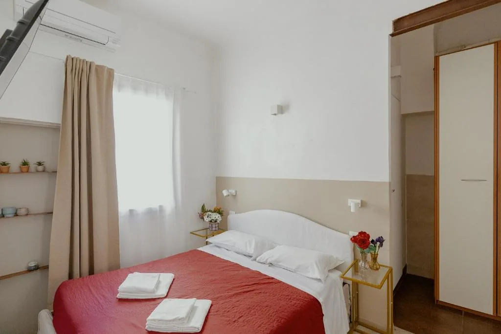 Superior Double Room — 24 Duomo – Camera centralissima