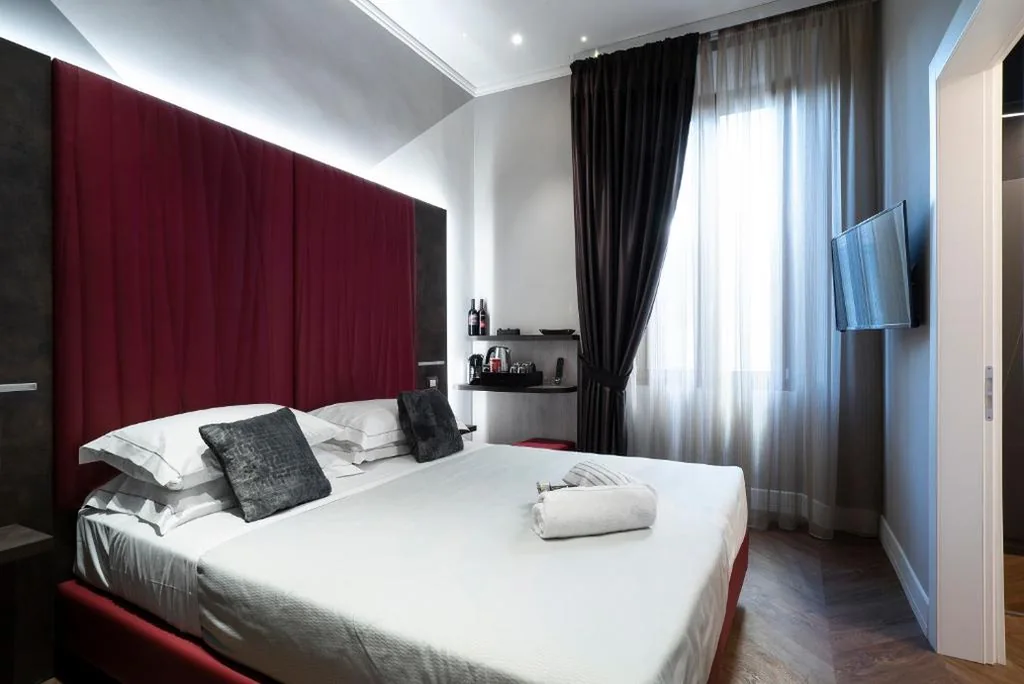 Superior Double Room — Artemide Guest House