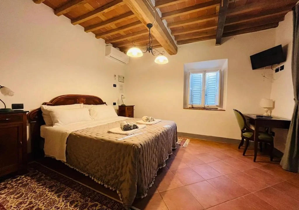 Superior Double Room — B&B Giardino delle Camelie