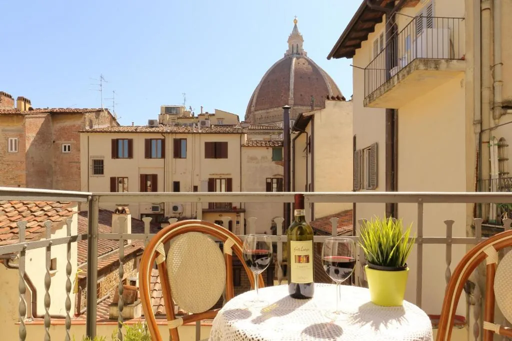 Superior Double Room with City View — Guesthouse Bel Duomo