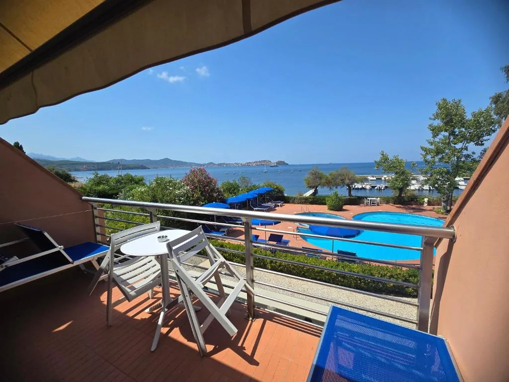 Camera Matrimoniale Superior con Vista Mare — Hotel Mare