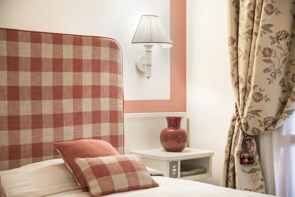 Camera Matrimoniale Superior con Vista — Relais Santa Chiara Hotel by Double Hospitality