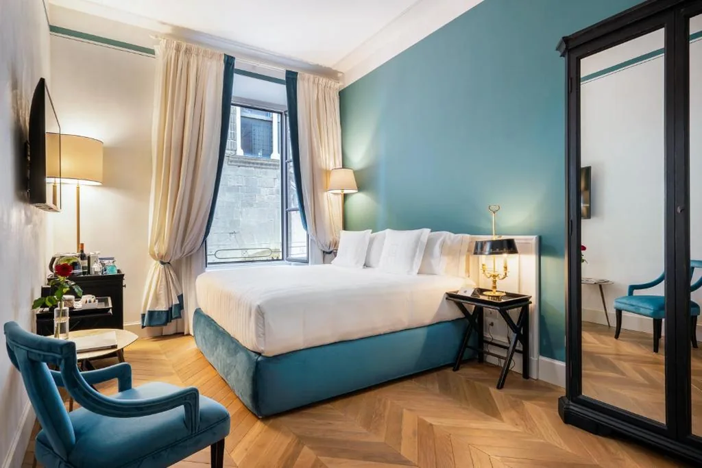 Superior Double Room — Corte Calzaiuoli Elegant Suites