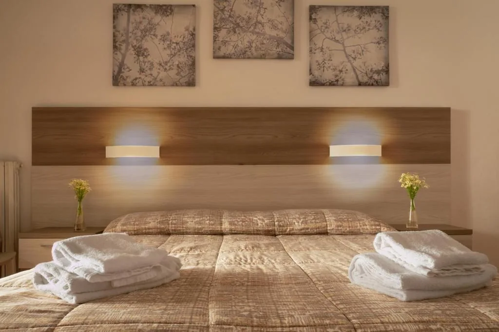Superior Double Room — Foresteria Valdese di Firenze