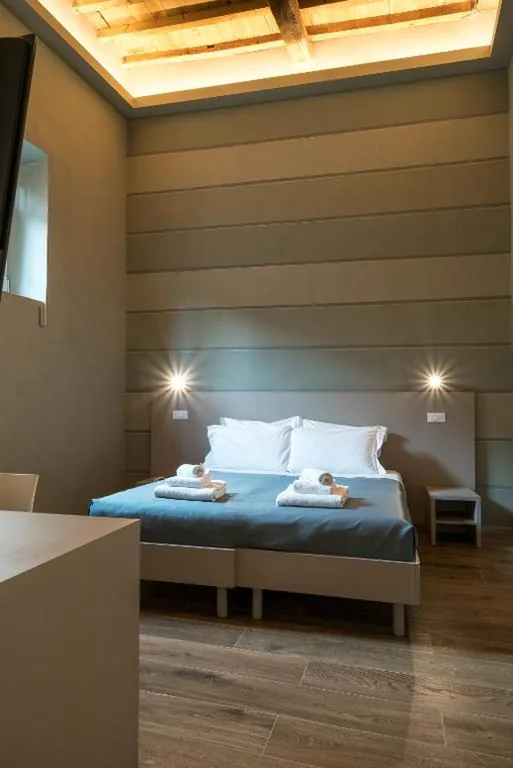 Superior Double Room — GOGO` Petit Hotel