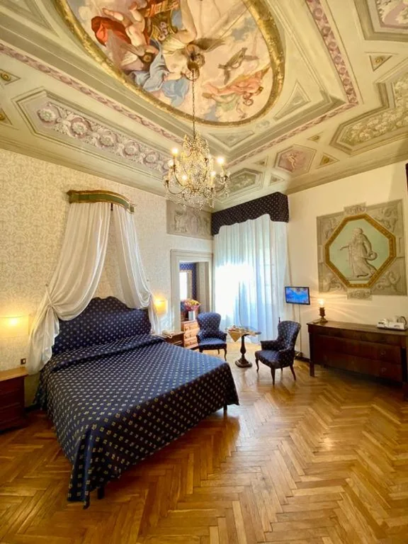 Superior Double Room — Hotel Martelli