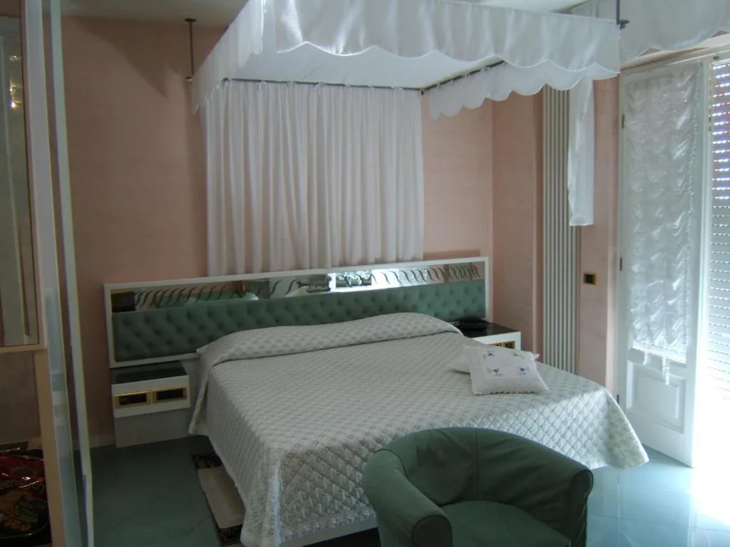 Superior Double Room — Hotel Matilde