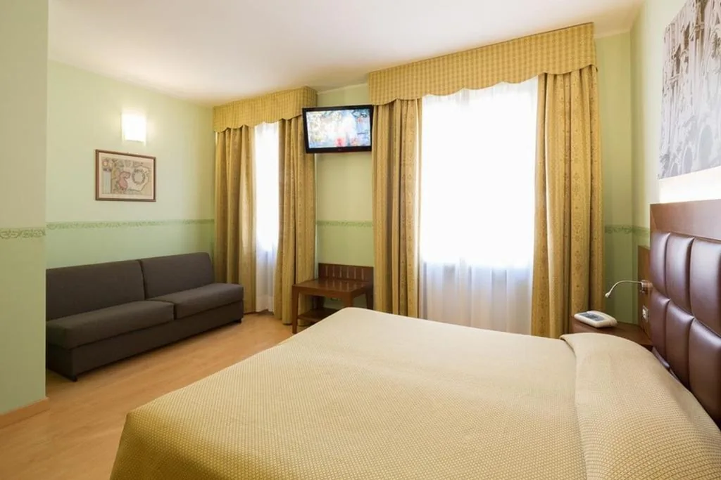 Superior Double Room — Hotel Terminus & Plaza