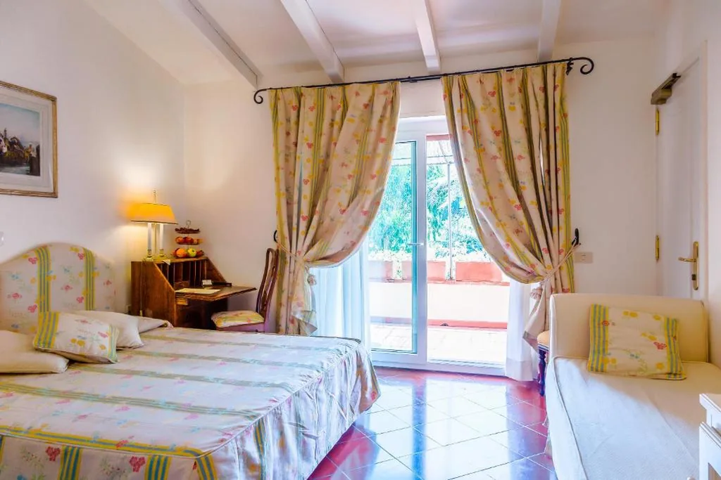 Camera Matrimoniale Superior — Hotel Villa Ottone