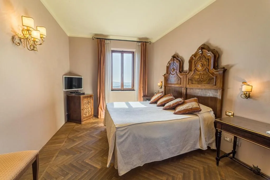 Camera Matrimoniale Superior — La Locanda Di San Francesco