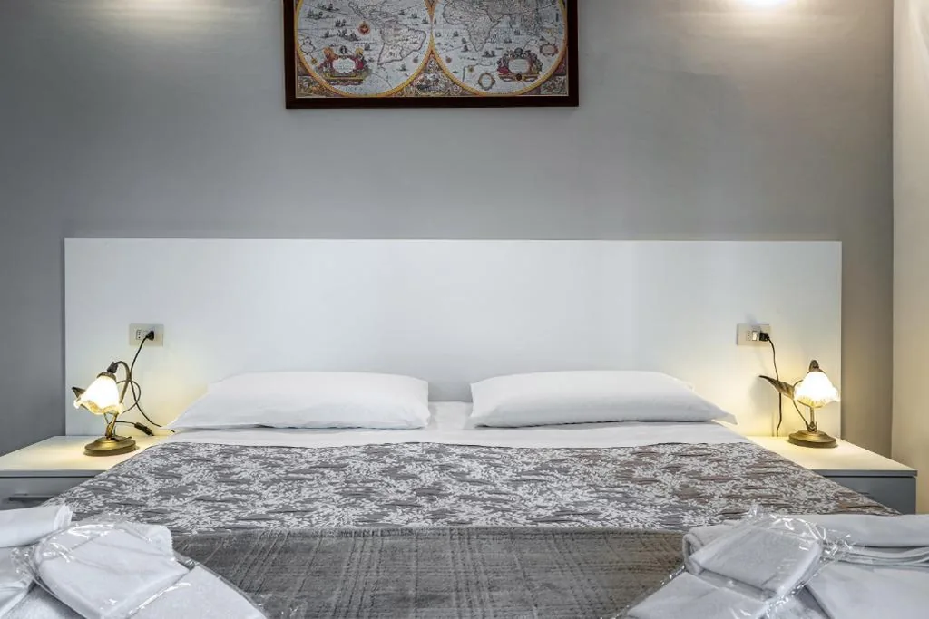 Superior Double Room — Maison Bianca B&B