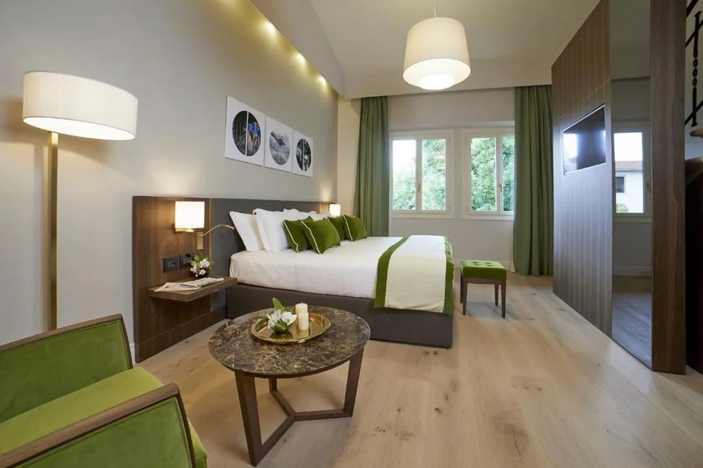 Camera Matrimoniale Superior — Messori Suites