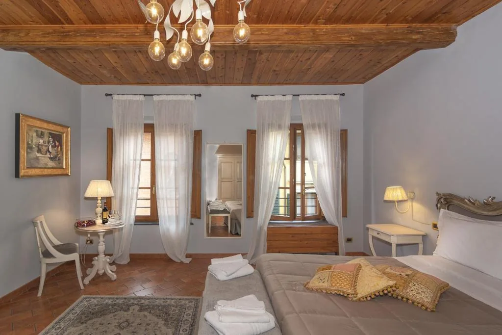 Superior Double Room — Rinascimento Bed & Breakfast