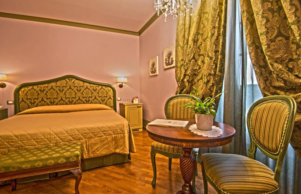 Superior Double Room — San Luca Palace