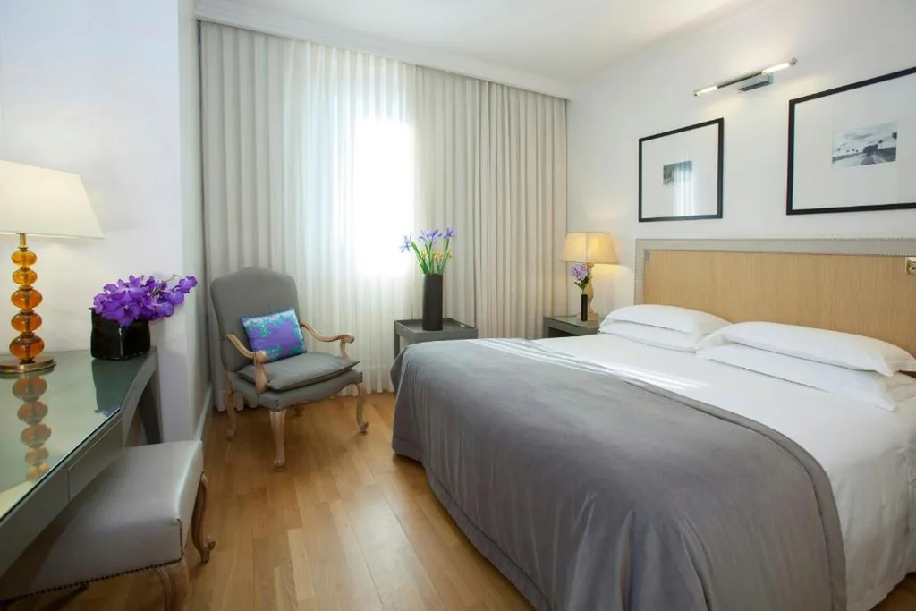 Camera Matrimoniale Superior — Starhotels Tuscany