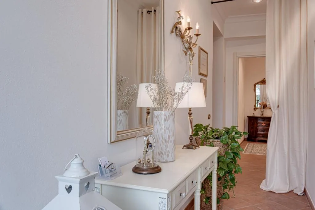 Superior Double Room — Villa Del Papa