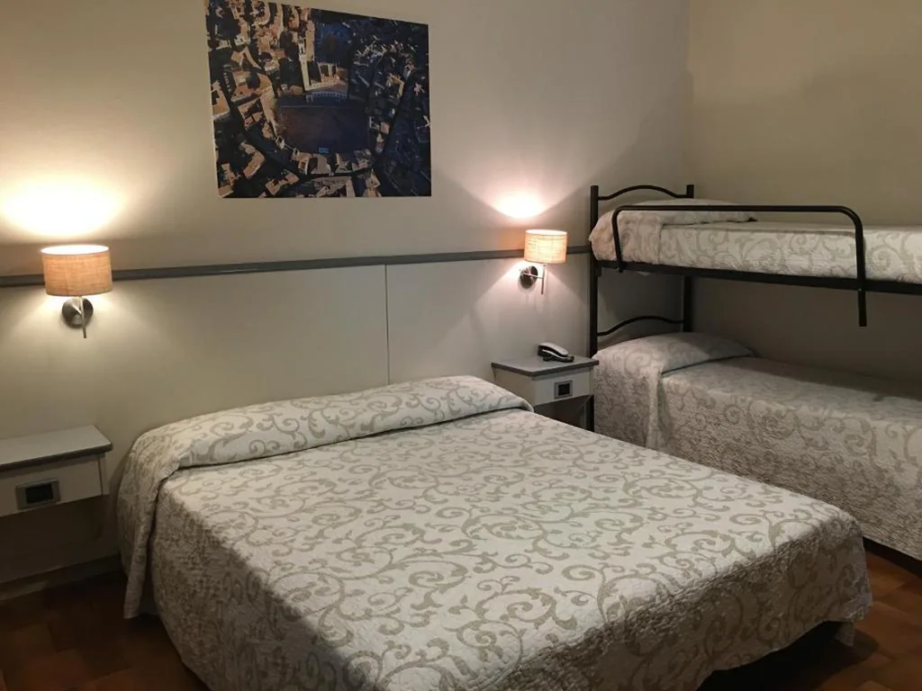 Camera Quadrupla Classic — Hotel Ai Tufi