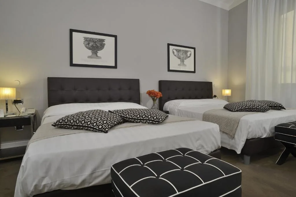 Camera Quadrupla Classic — Hotel Roma