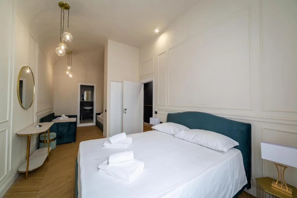Camera Quadrupla Comfort — Residenza d’Epoca White Room