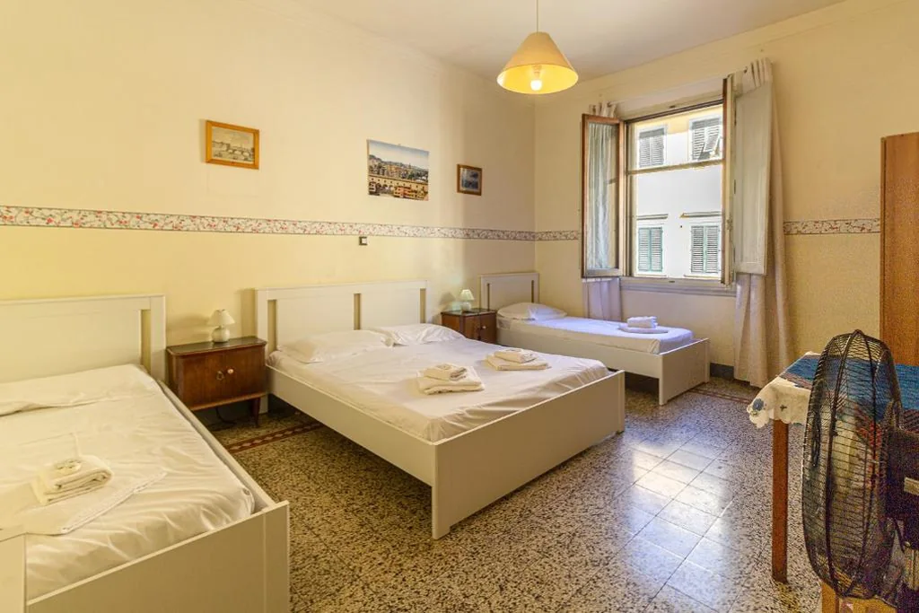 Quadruple Room with Shared Bathroom — Soggiorno Primavera