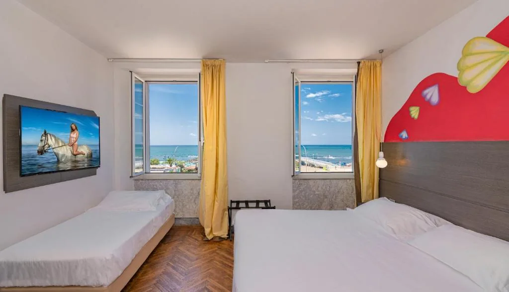 Camera Quadrupla con Vista Mare — Hotel Tirreno