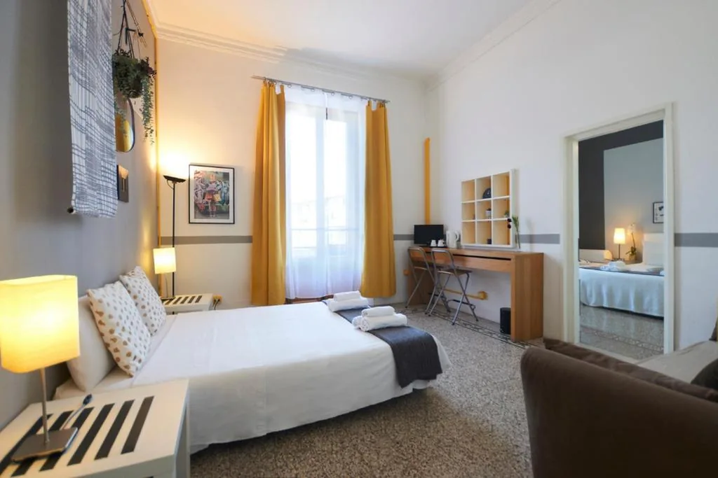Camera Quadrupla Deluxe — B&B In Centro