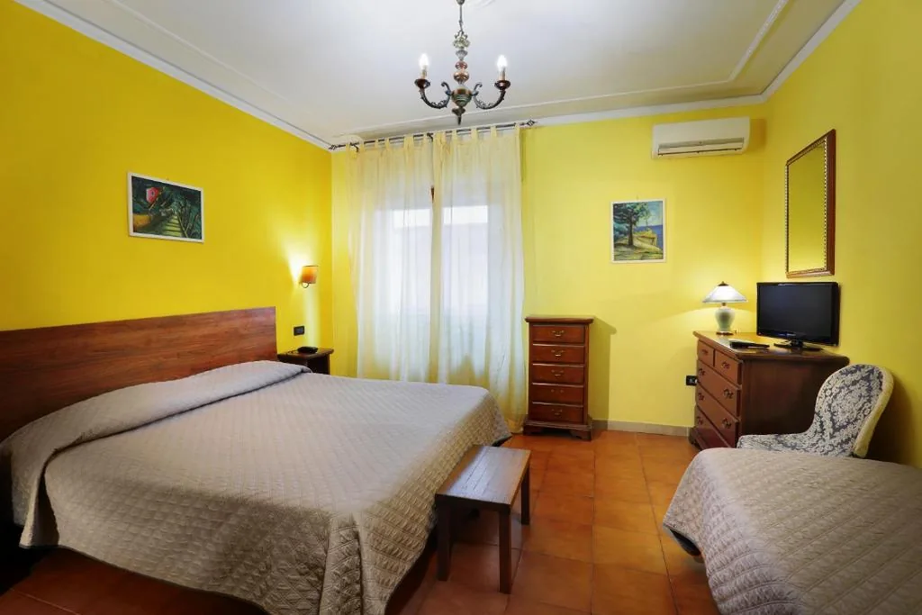 Quadruple Room - Annex — Hotel La Querceta