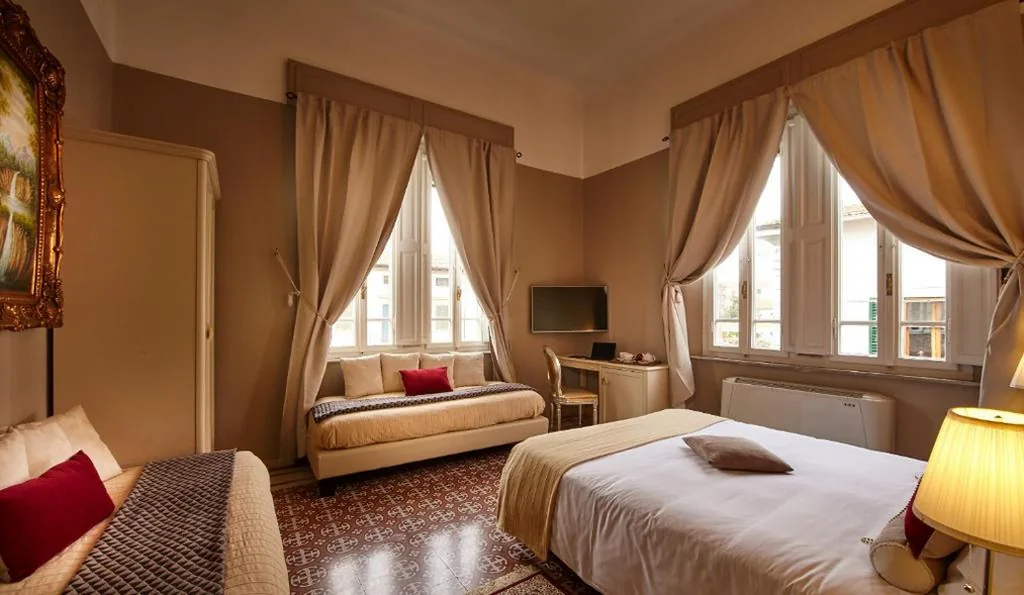Camera Quadrupla Familiare — Villa Tower Inn
