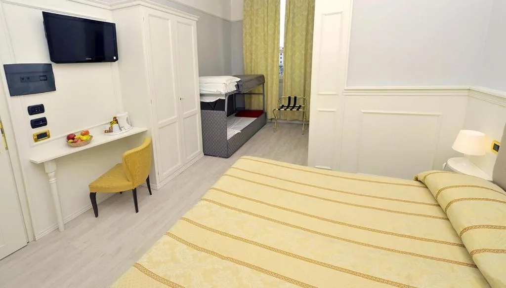 Camera Quadrupla — Hotel Ariston