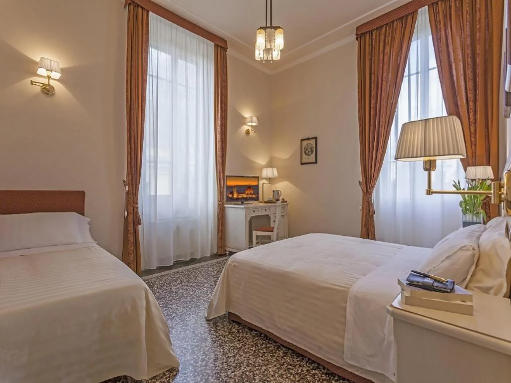 Quadruple Room — Hotel Astro Mediceo