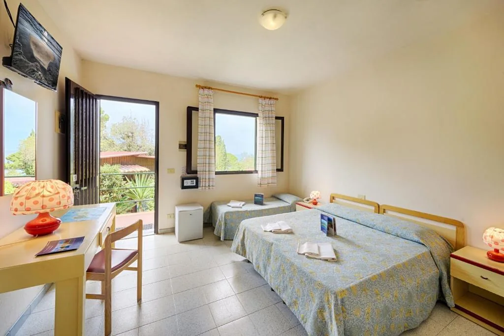 Camera Quadrupla — Hotel Casa Rosa