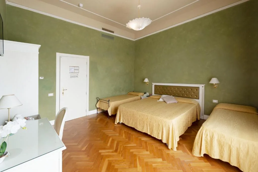 Quadruple Room — Hotel Gennarino