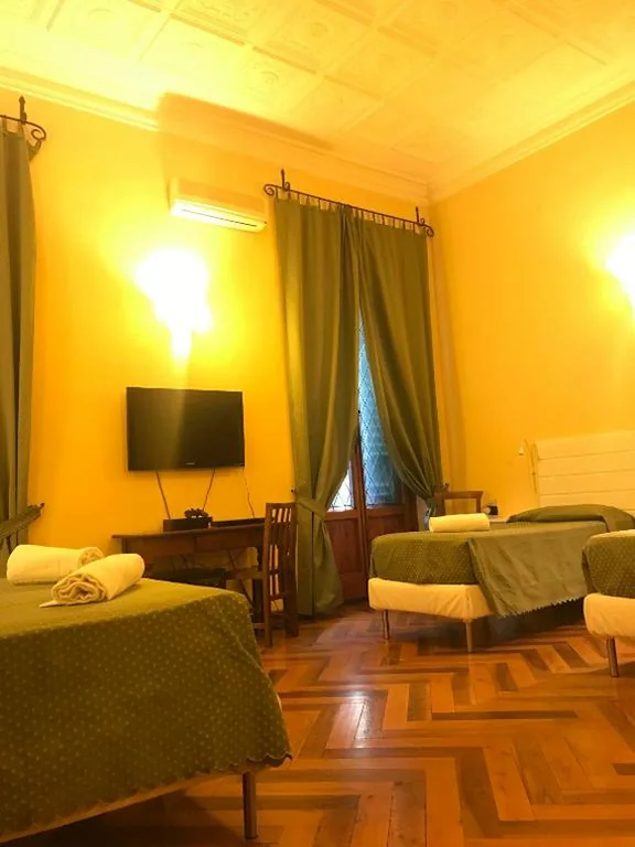 Quadruple Room — Hotel Giglio