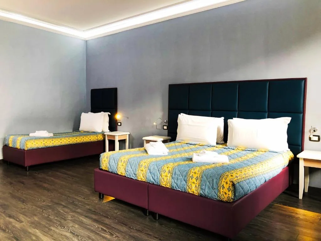 Quadruple Room — Hotel Gioia