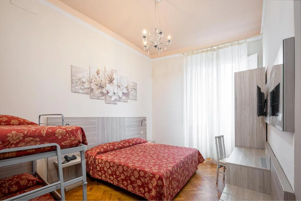 Quadruple Room — Lilium Hotel
