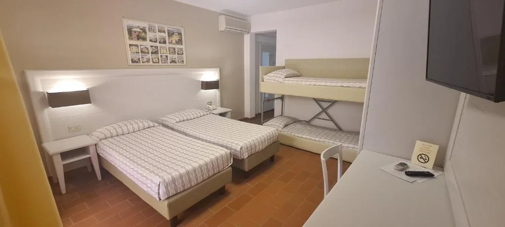Camera Quadrupla Standard — Hotel Mare