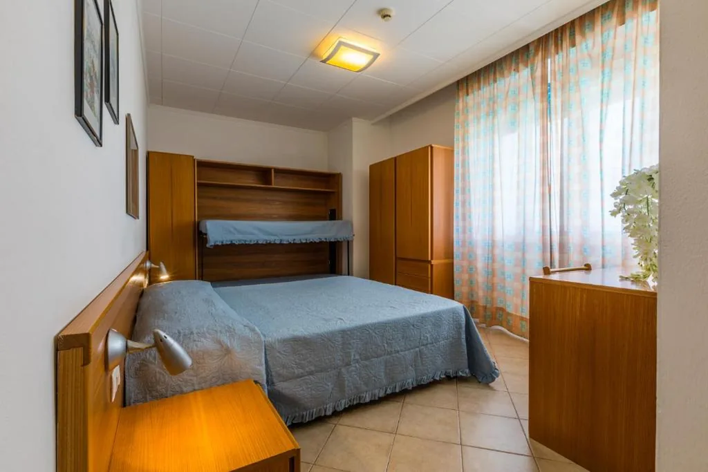 Camera Quadrupla Standard — Hotel Stella Marina