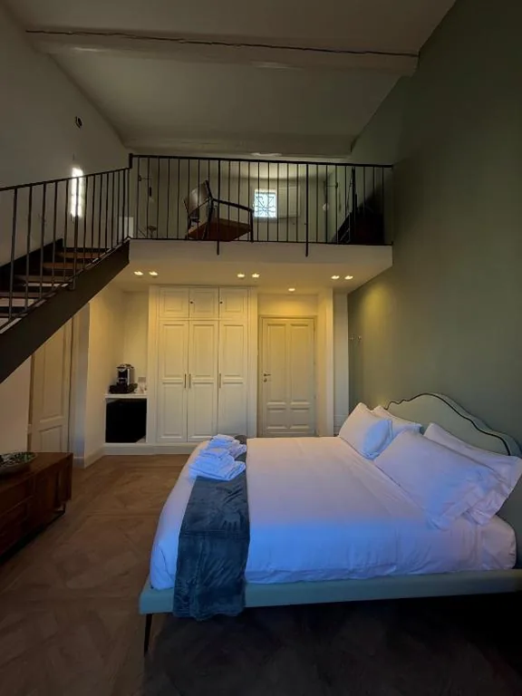 Quadruple Room on 2 Levels — Campus Regis Exclusive B&B