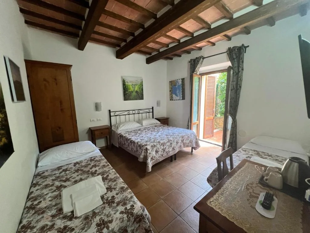 Quadruple Room — Villa Tuscany Siena