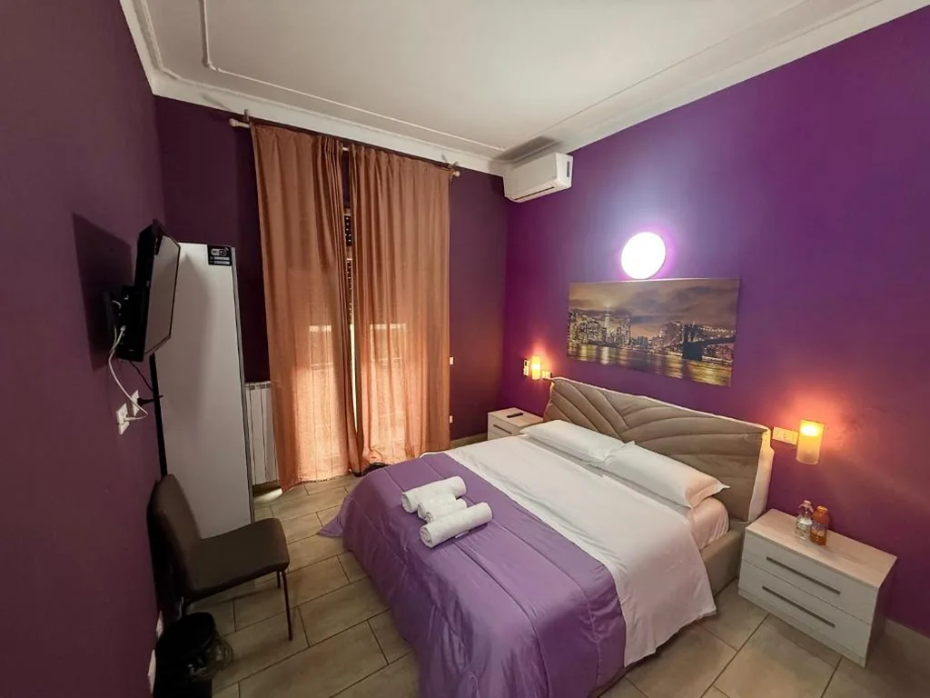 Queen Room — Dream Guest House