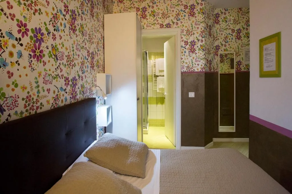 Queen Room — Hotel Bencidormi