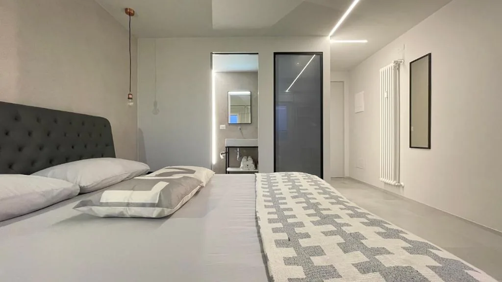 Queen Room — Mediceo 42