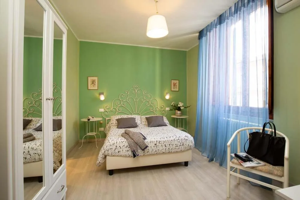Single Room — Albergo Alassio