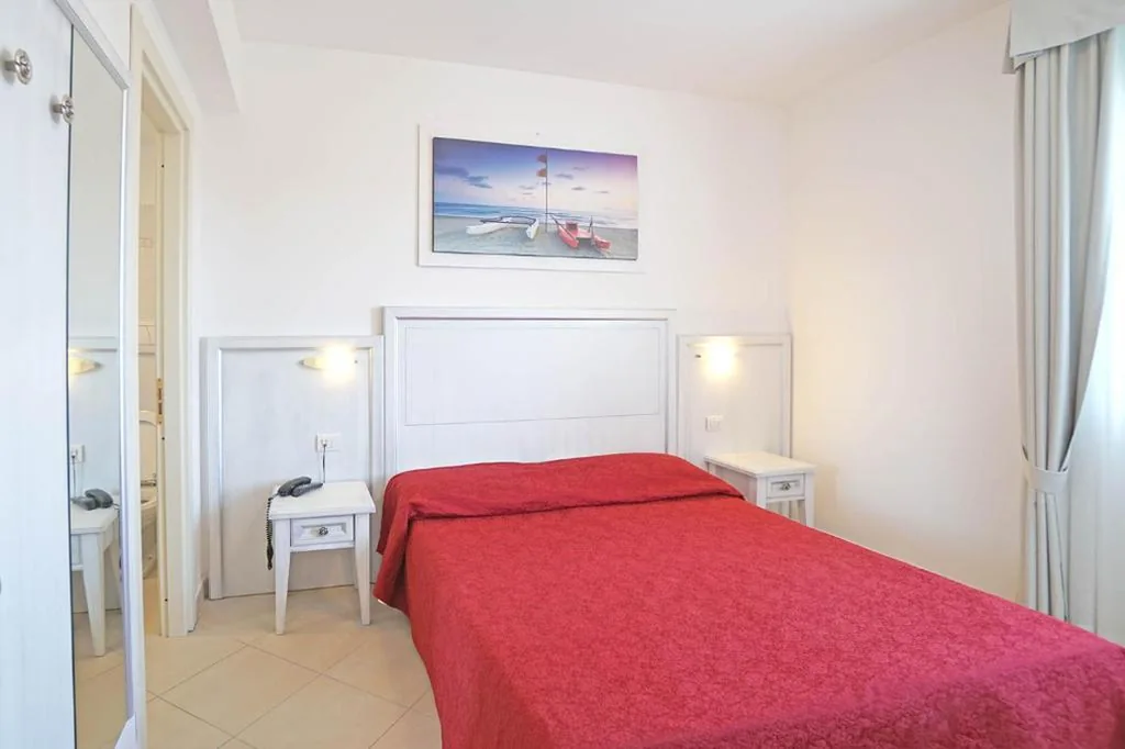 Camera Singola Ampia — HOTEL PIGALLE