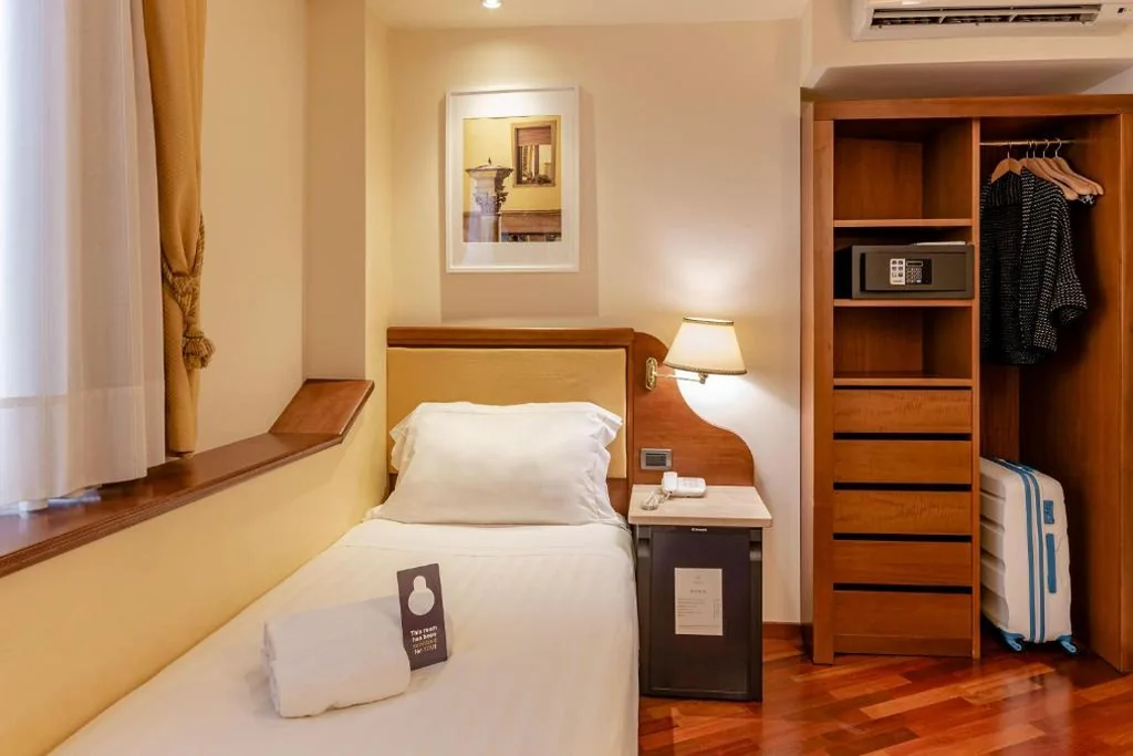 Camera Singola — B&B Hotel Firenze Pitti Palace al Ponte Vecchio