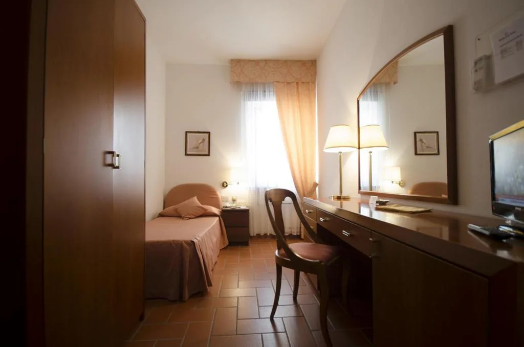 Comfort Single Room — Hotel San Lino