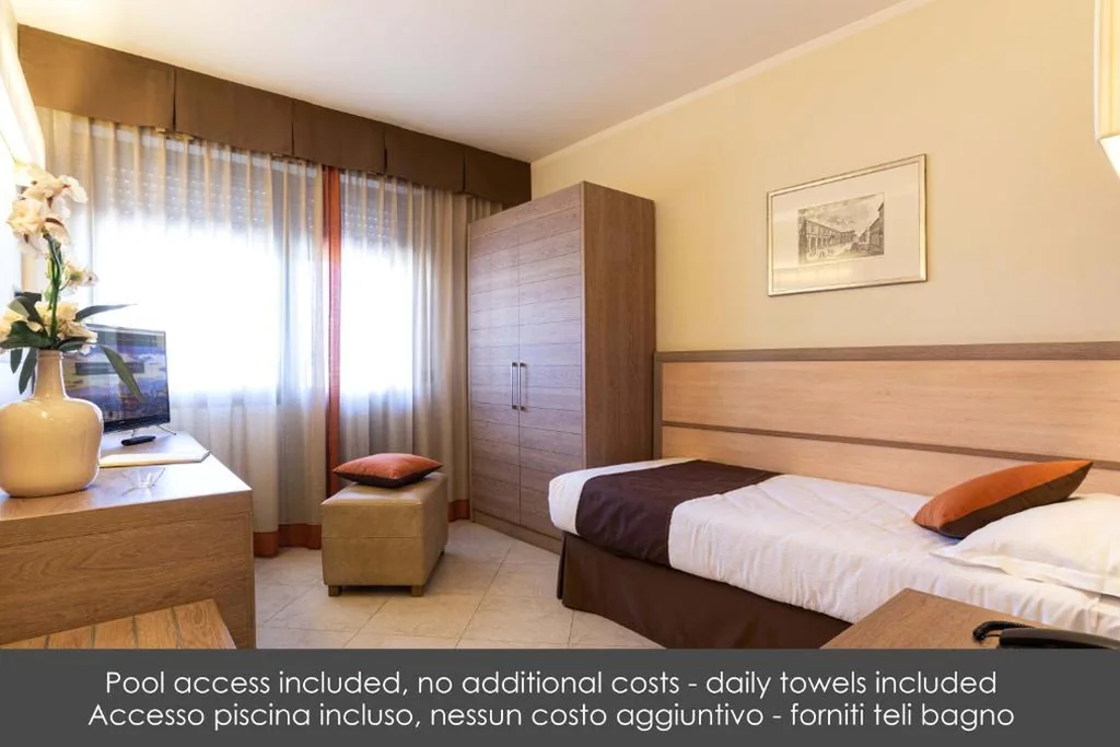 Single Room with Pool Access — NilHotel Florence