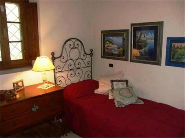 Camera Singola con Bagno in Comune — Campomaggio