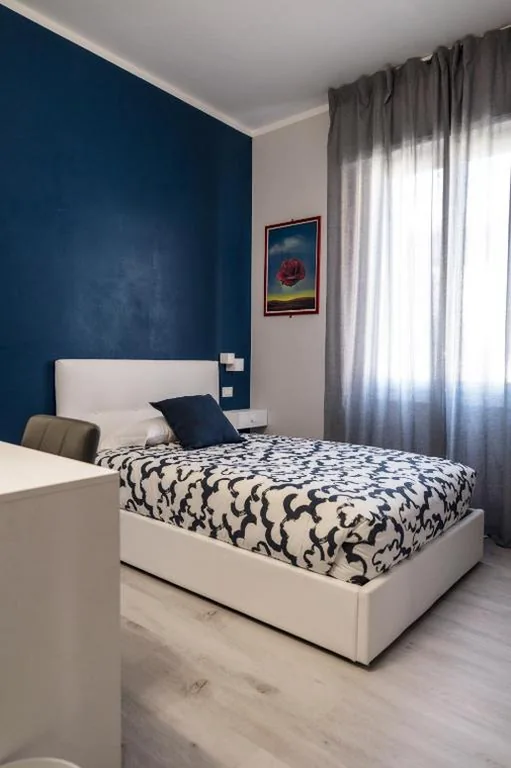 Camera Singola con Bagno Privato — Affittacamere Poerio