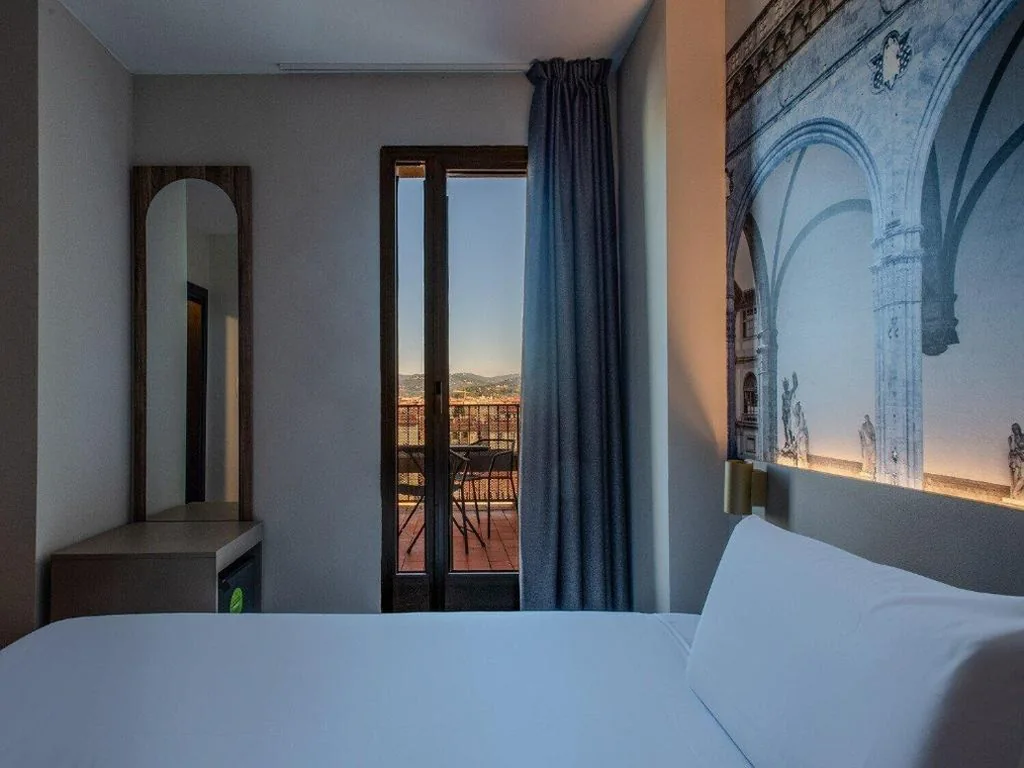 Camera Singola con Terrazza — B&B Hotel Firenze City Center